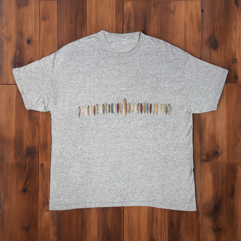 Vintage Y2K Surfboard Graphic T-Shirt Gray Short Sleeve Coastal Surf Culture‎